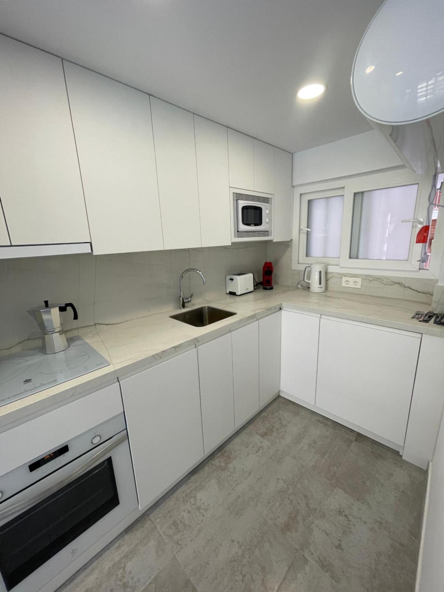 Medi Playa primera linea con aparcamiento Calpe Habitación foto