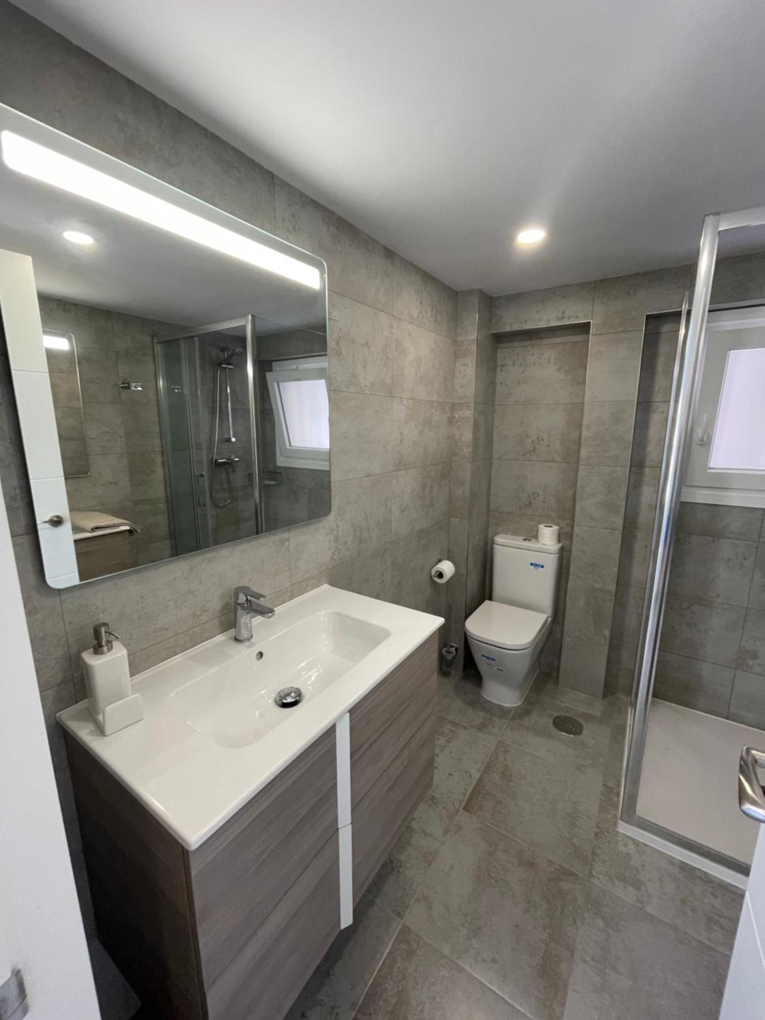 Medi Playa primera linea con aparcamiento Calpe Habitación foto